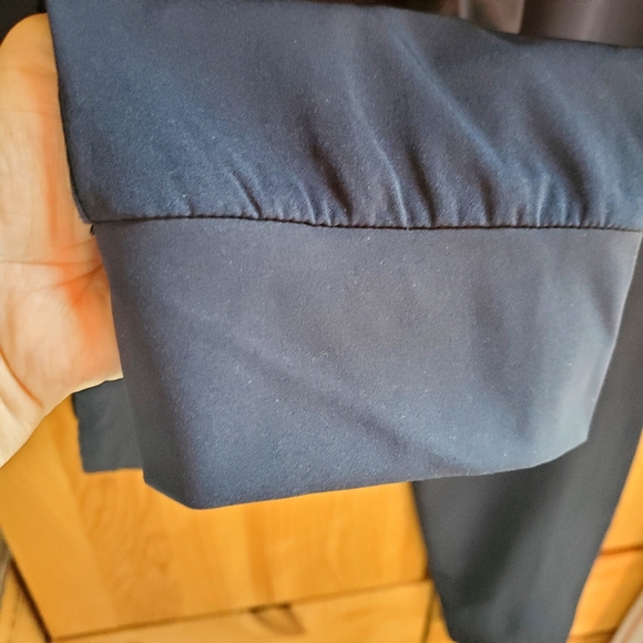 Tilley Women's Navy Lightweight Joggers Size Small - Picture 6 of 9